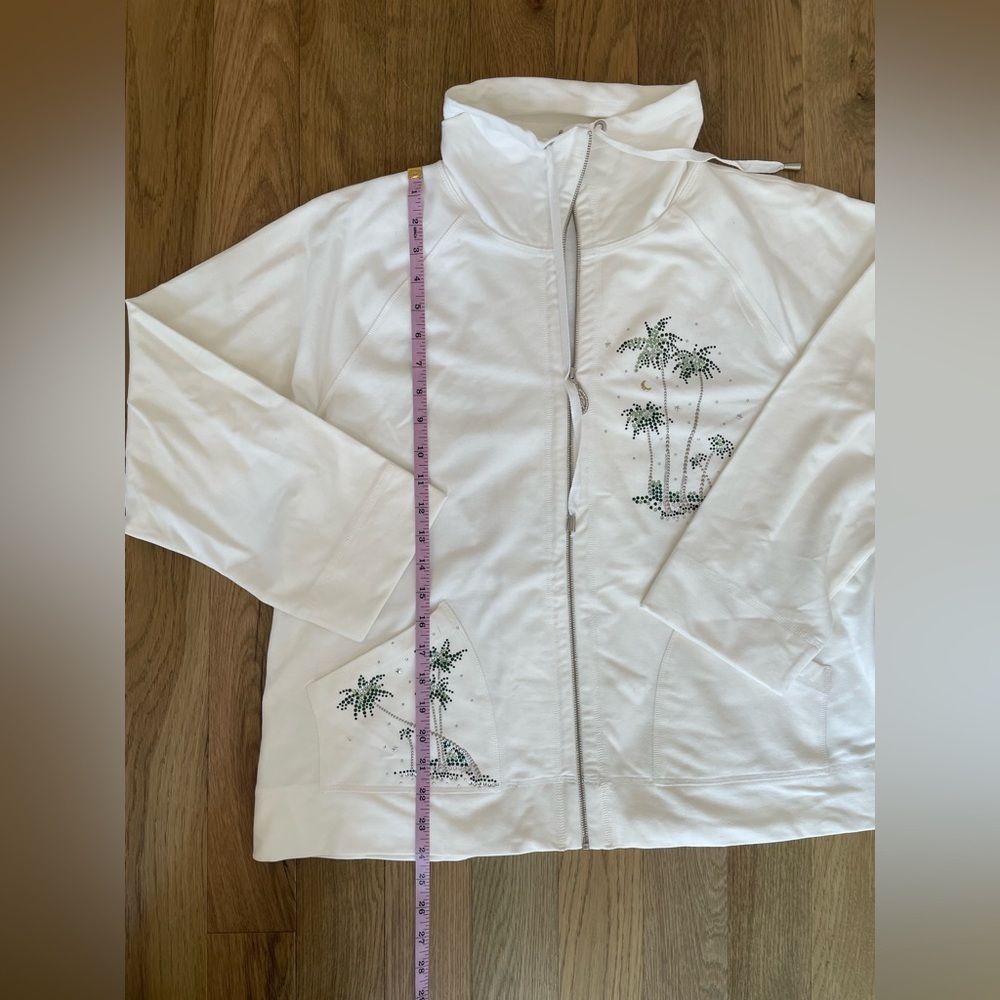 Vintage Christine Alexander White Zip Up Jacket with Swarovski Crystal Accents - Picture 9 of 13